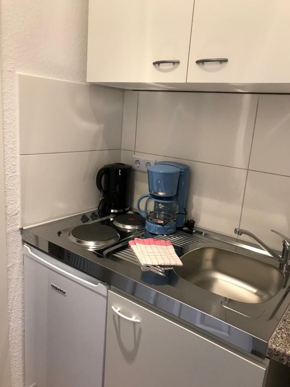 Kleine Moewe Aparthotel Neßmersiel Exteriör bild